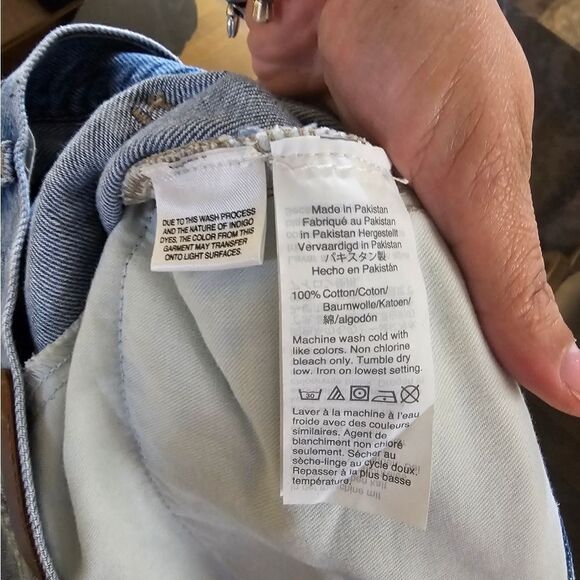 Madewell The Mom Jean High Waist Light Wash Ankle Ripped Distressed Raw Hem 29 - Picture 12 of 13